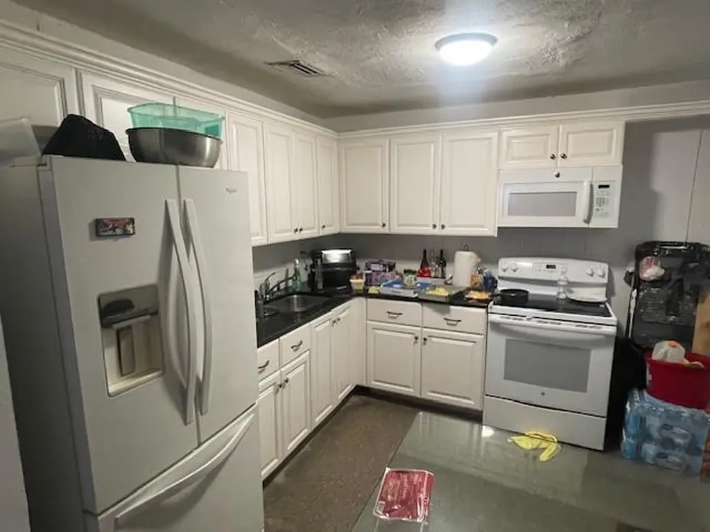 2531 NE 9th Avenue Pompano Beach FL 33064
