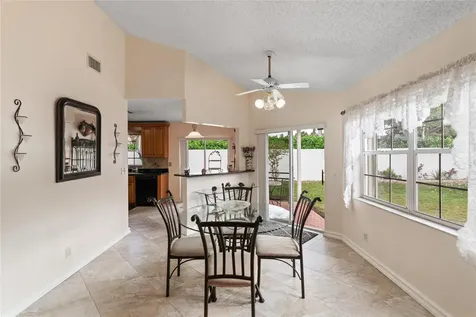 9815 NW 5th Place Plantation FL 33324