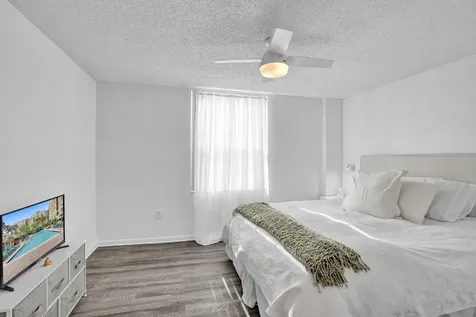 520 SE 5th Avenue Fort Lauderdale FL 33301