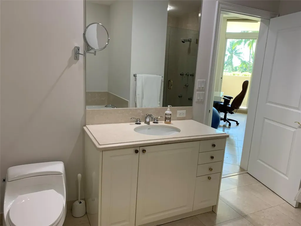 1063 W Hillsboro Mile Hillsboro Beach FL 33062