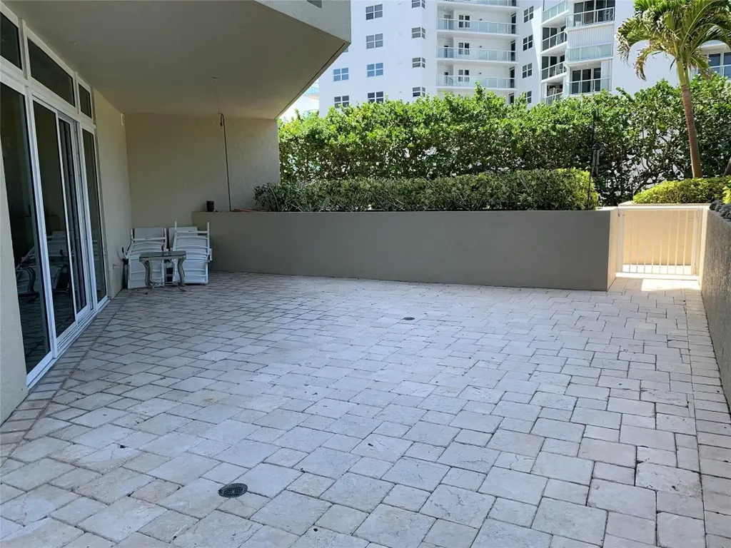 1063 W Hillsboro Mile Hillsboro Beach FL 33062