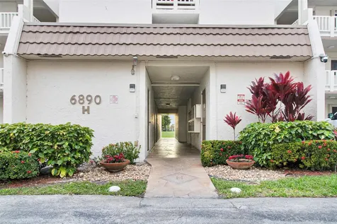 6890 Royal Palm Boulevard Margate FL 33063