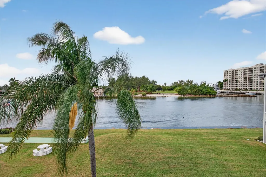 1001 N Riverside Drive Pompano Beach FL 33062