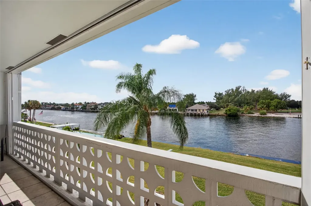 1001 N Riverside Drive Pompano Beach FL 33062