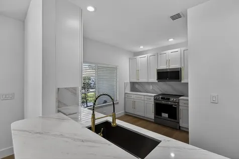 4243 SW 10th Court Deerfield Beach FL 33442