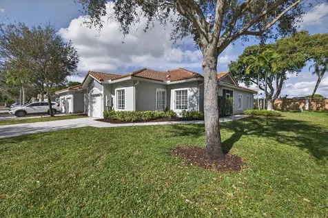 4243 SW 10th Court Deerfield Beach FL 33442