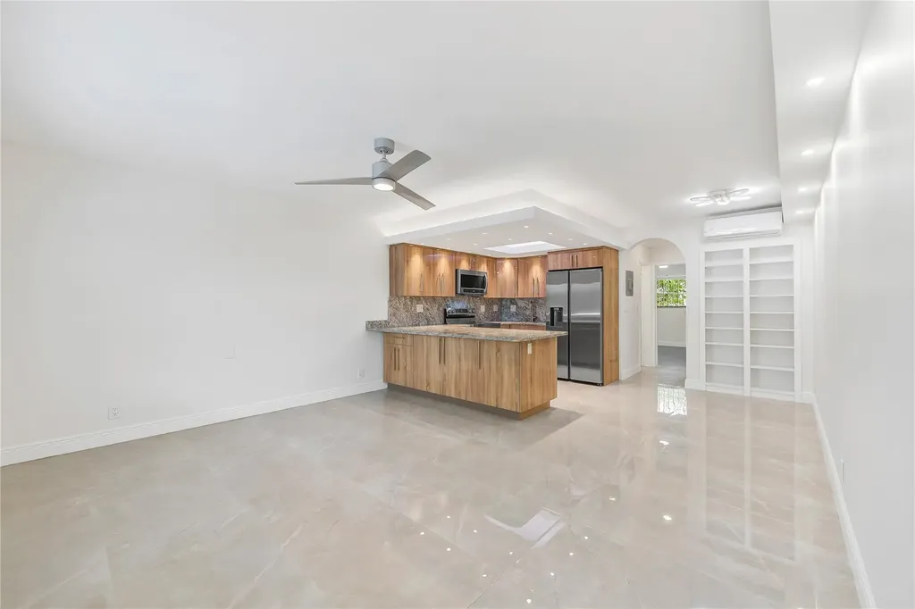 2170 NE 51st Court Fort Lauderdale FL 33308