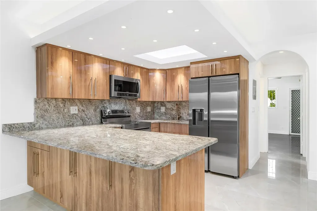2170 NE 51st Court Fort Lauderdale FL 33308