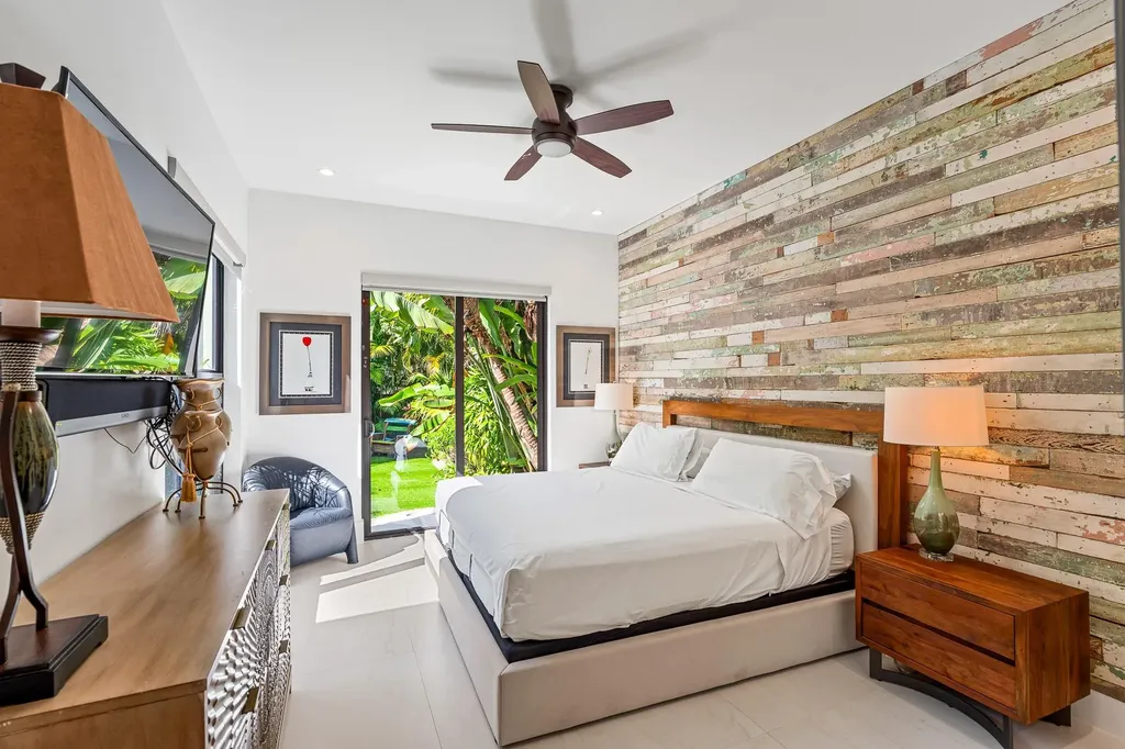 539 NE 10th Avenue Fort Lauderdale FL 33301