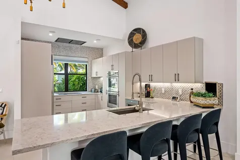 539 NE 10th Avenue Fort Lauderdale FL 33301