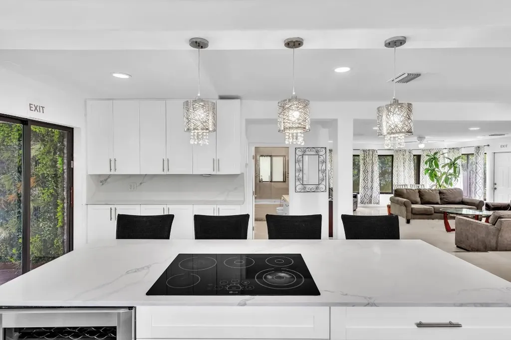 5901 W Broward Boulevard Plantation FL 33317