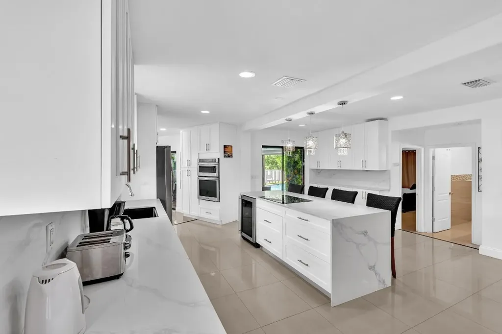 5901 W Broward Boulevard Plantation FL 33317