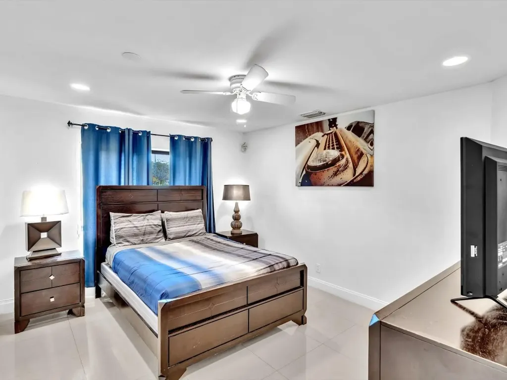 5901 W Broward Boulevard Plantation FL 33317