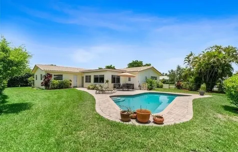8306 NW 36th Street Coral Springs FL 33065