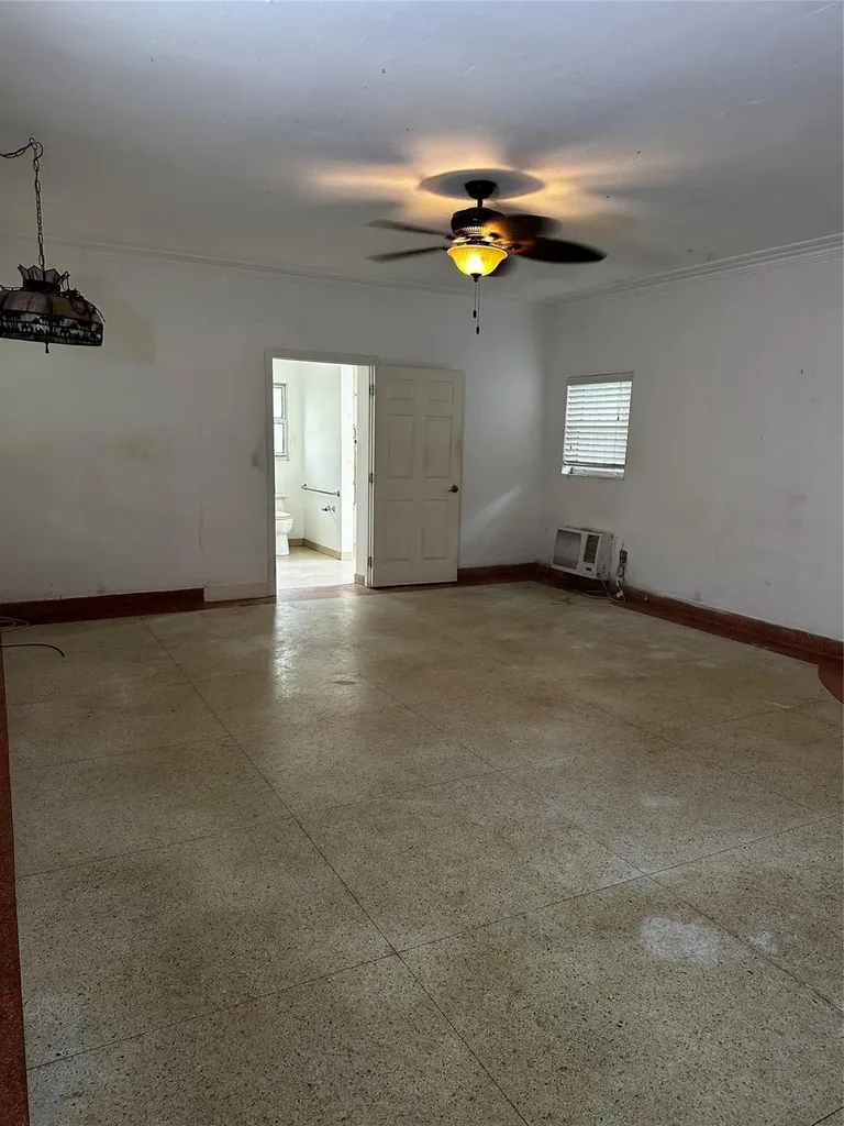 2828 SW 7th Avenue Miami FL 33129