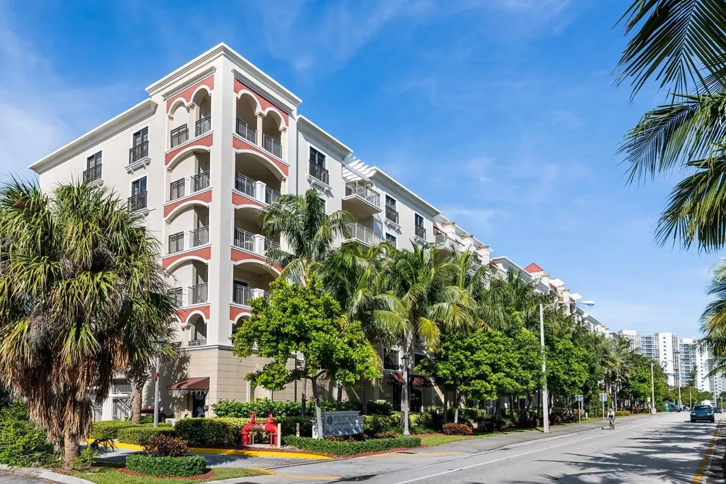 2401 N Ocean Boulevard Fort Lauderdale FL 33305
