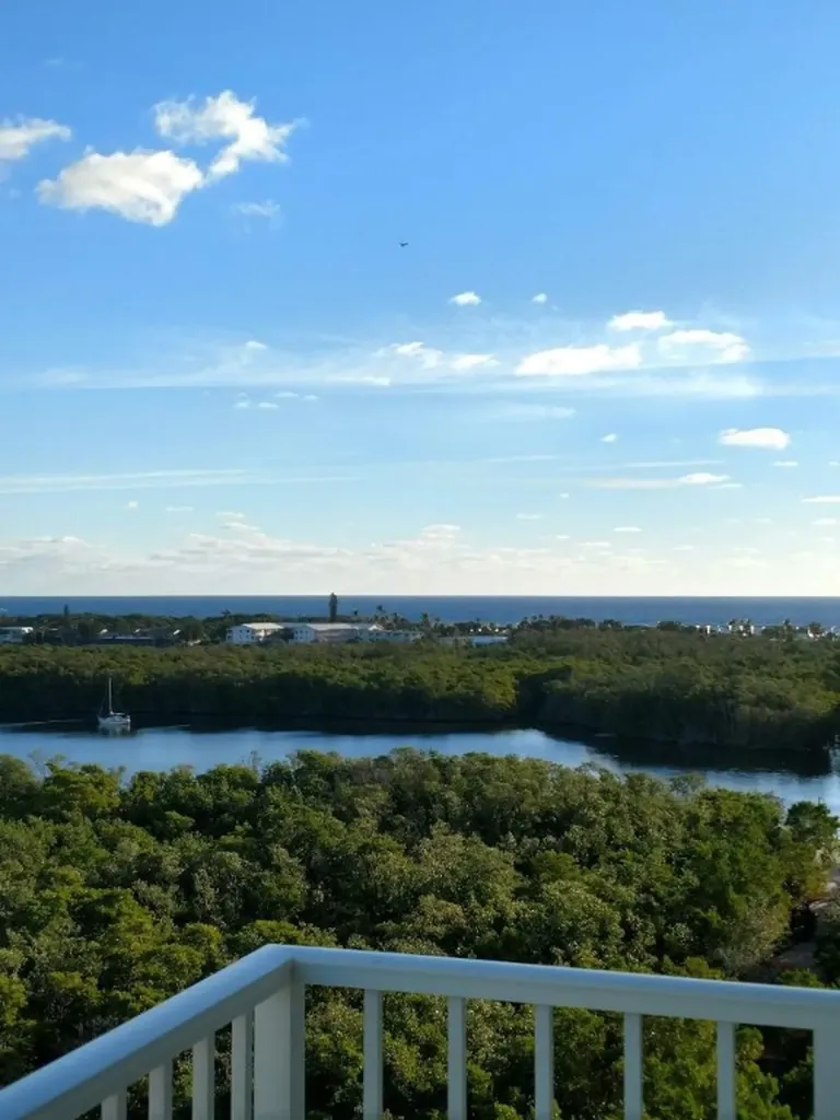 700 E Boynton Beach Boulevard Boynton Beach FL 33435