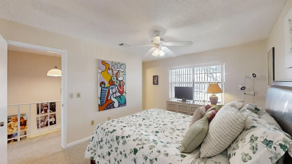 8460 Casa Del Lago Boca Raton FL 33433