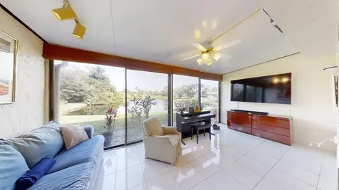 8460 Casa Del Lago Boca Raton FL 33433