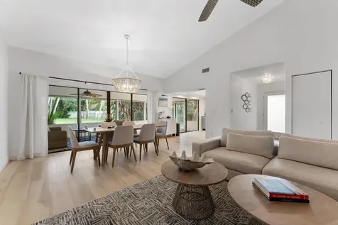 495 SW 28th Avenue Delray Beach FL 33445