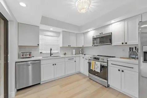 495 SW 28th Avenue Delray Beach FL 33445