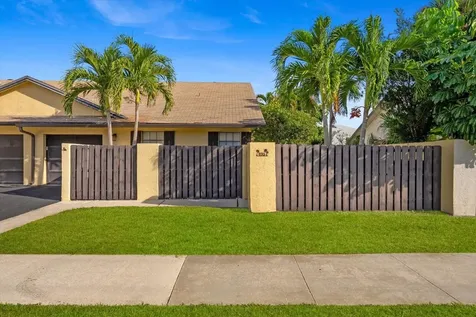 495 SW 28th Avenue Delray Beach FL 33445