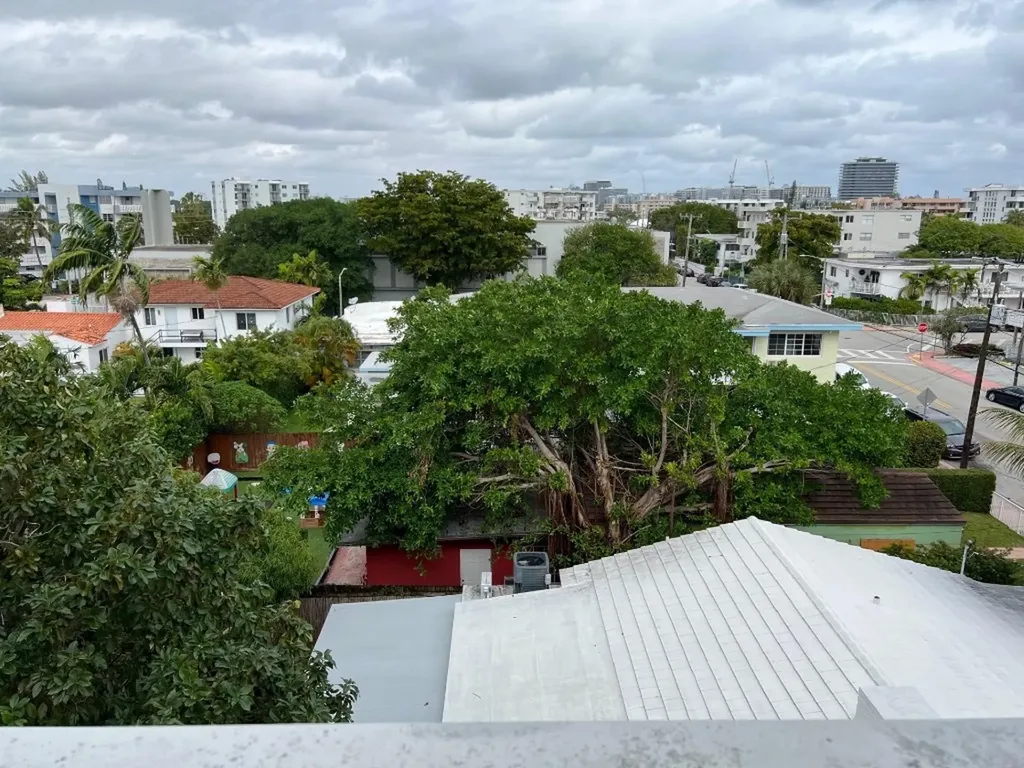7800 Carlyle Avenue Miami Beach FL 33141