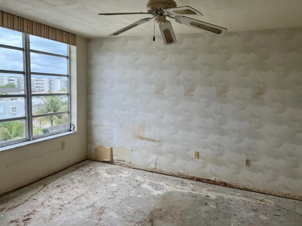 7800 Carlyle Avenue Miami Beach FL 33141