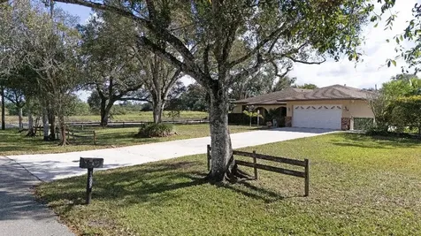 13602 SW 24th Street Davie FL 33325