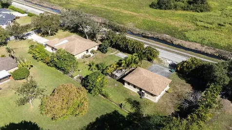 13602 SW 24th Street Davie FL 33325
