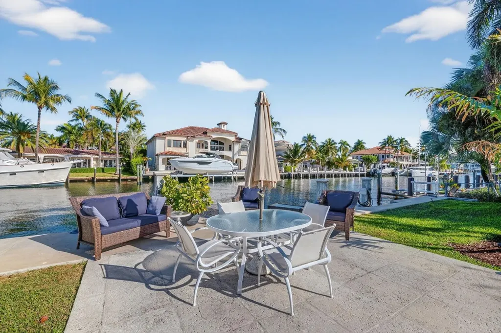 2871 NE 26th Court Fort Lauderdale FL 33306