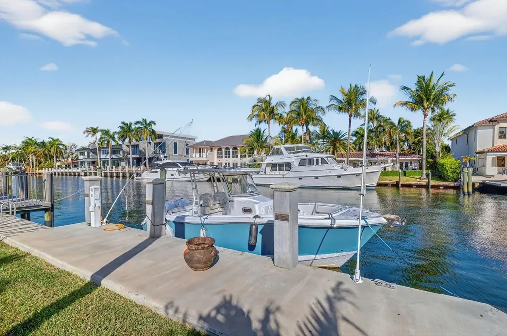 2871 NE 26th Court Fort Lauderdale FL 33306