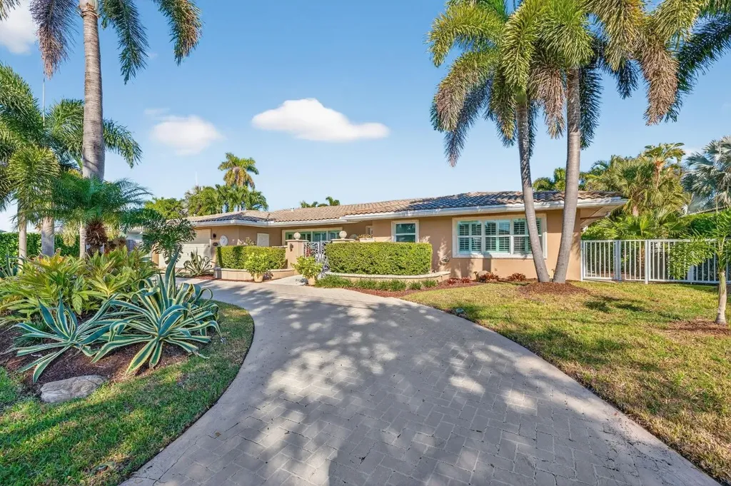2871 NE 26th Court Fort Lauderdale FL 33306