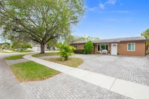 6500 SW 16th Court North Lauderdale FL 33068
