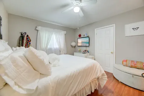 6500 SW 16th Court North Lauderdale FL 33068