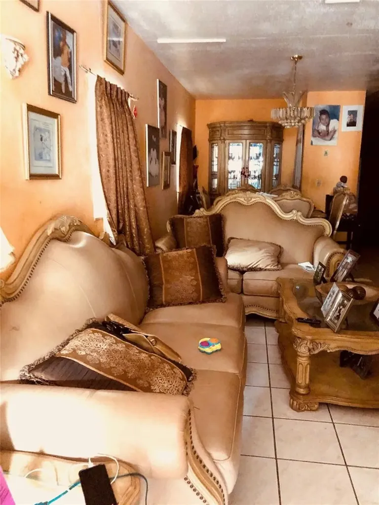 35 NE 53rd Street Miami FL 33137