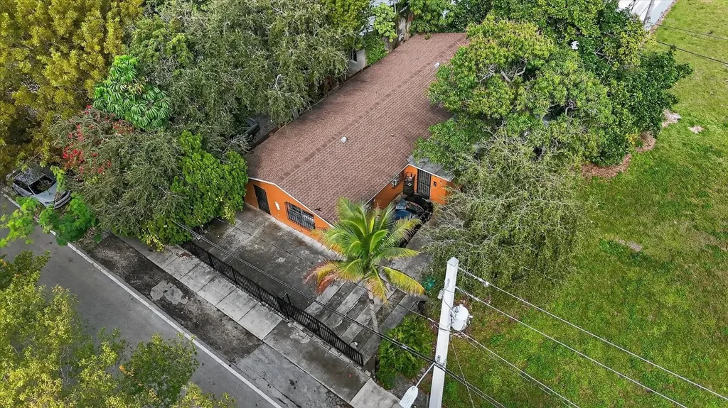 35 NE 53rd Street Miami FL 33137