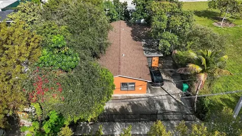 35 NE 53rd Street Miami FL 33137