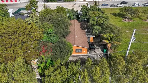 35 NE 53rd Street Miami FL 33137