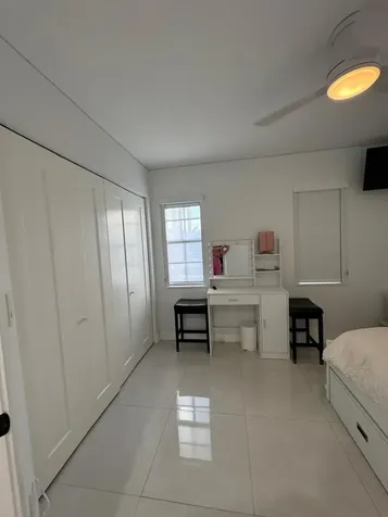 8455 NW 190th Terrace Hialeah FL 33015