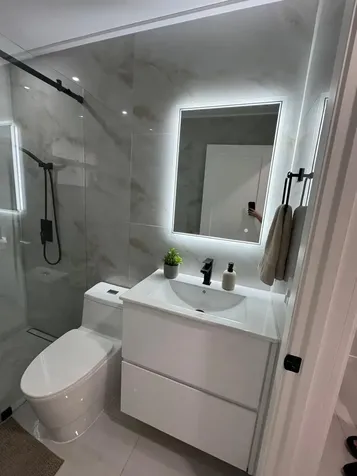 8455 NW 190th Terrace Hialeah FL 33015