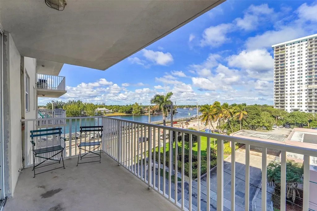 1401 S Ocean Drive Hollywood FL 33019