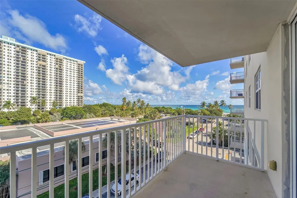 1401 S Ocean Drive Hollywood FL 33019