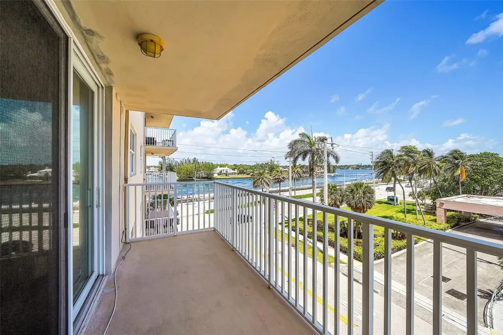 1401 S Ocean Drive Hollywood FL 33019