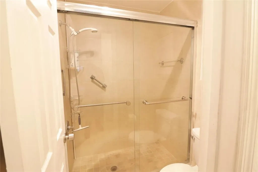 419 SW Natura Avenue Deerfield Beach FL 33441