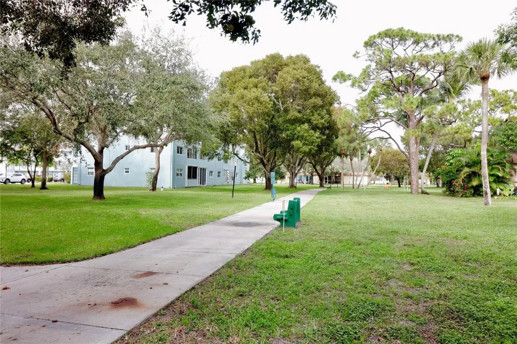 419 SW Natura Avenue Deerfield Beach FL 33441