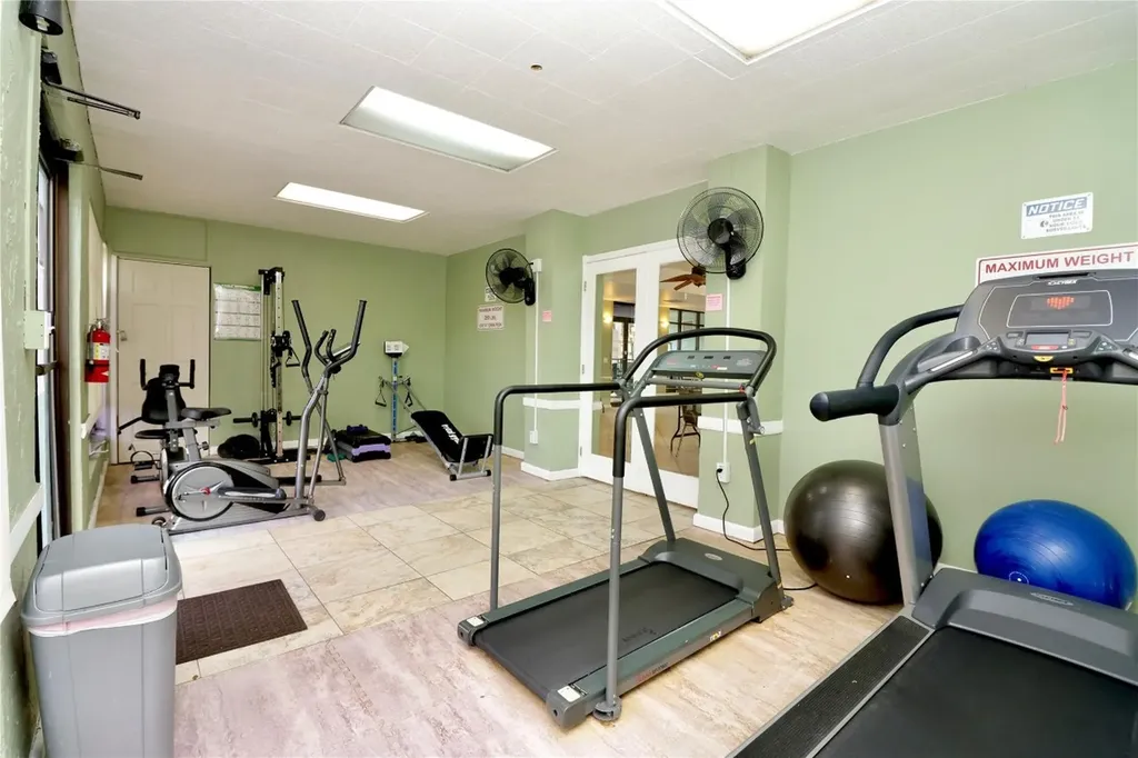 419 SW Natura Avenue Deerfield Beach FL 33441