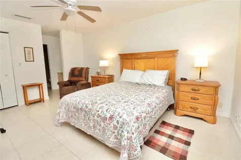 419 SW Natura Avenue Deerfield Beach FL 33441