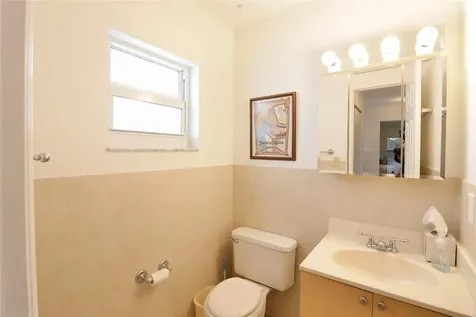 419 SW Natura Avenue Deerfield Beach FL 33441