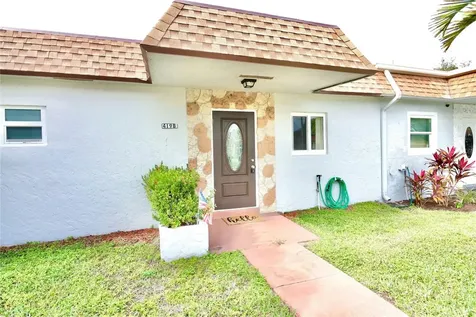 419 SW Natura Avenue Deerfield Beach FL 33441